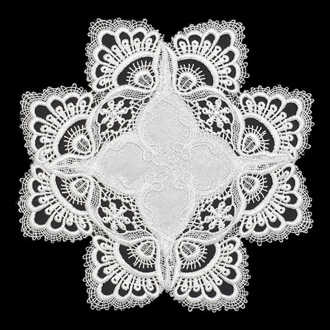 Spitzentischdecke Weiß "Retro"