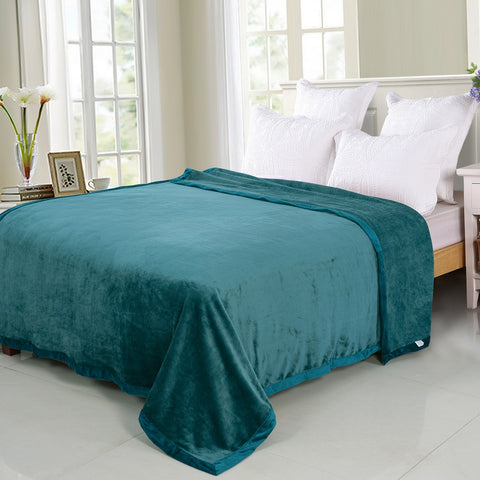 Wool blanket "Uni Color" 150x200cm